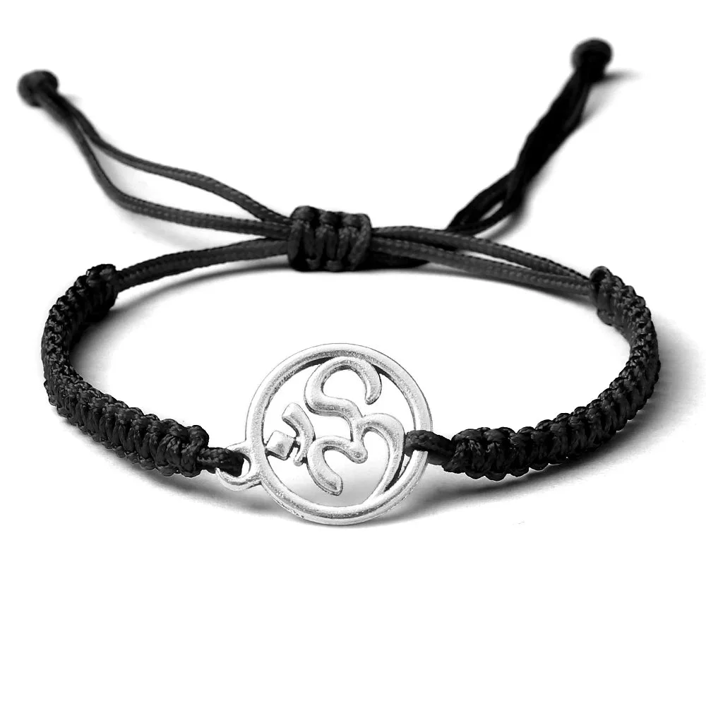 Détails du Bracelet Bouddhiste Rouge Ohm