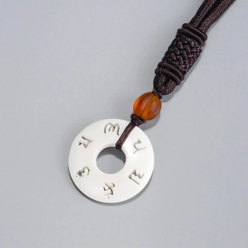 Collier Pendentif Tibétain en Ivoire