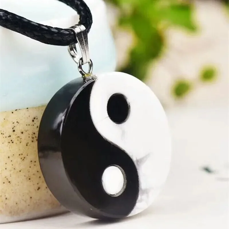 Collier Ying Yang en Pierre Semi-Précieuse