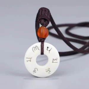 Collier Pendentif Tibétain en Ivoire