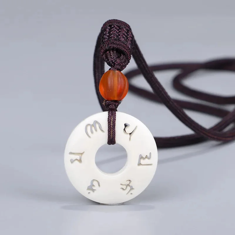 Collier Pendentif Tibétain en Ivoire