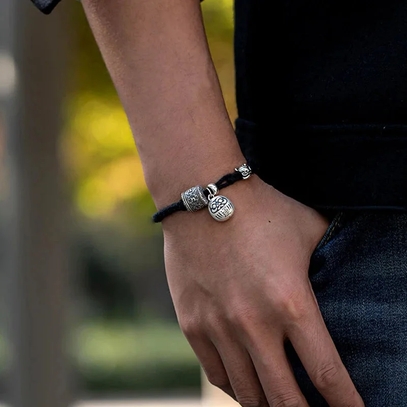 Bracelet Tibétain avec breloques en cuivre