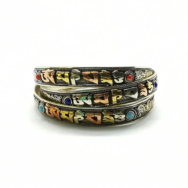 Détails du Bracelet Manchette Mantra Tibétain