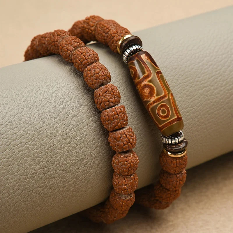 Bracelet Graine de Bodhi Homme en Contexte