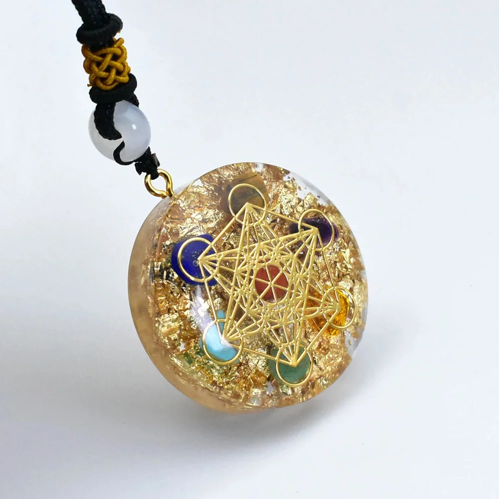 Détails du Pendentif en Orgonite