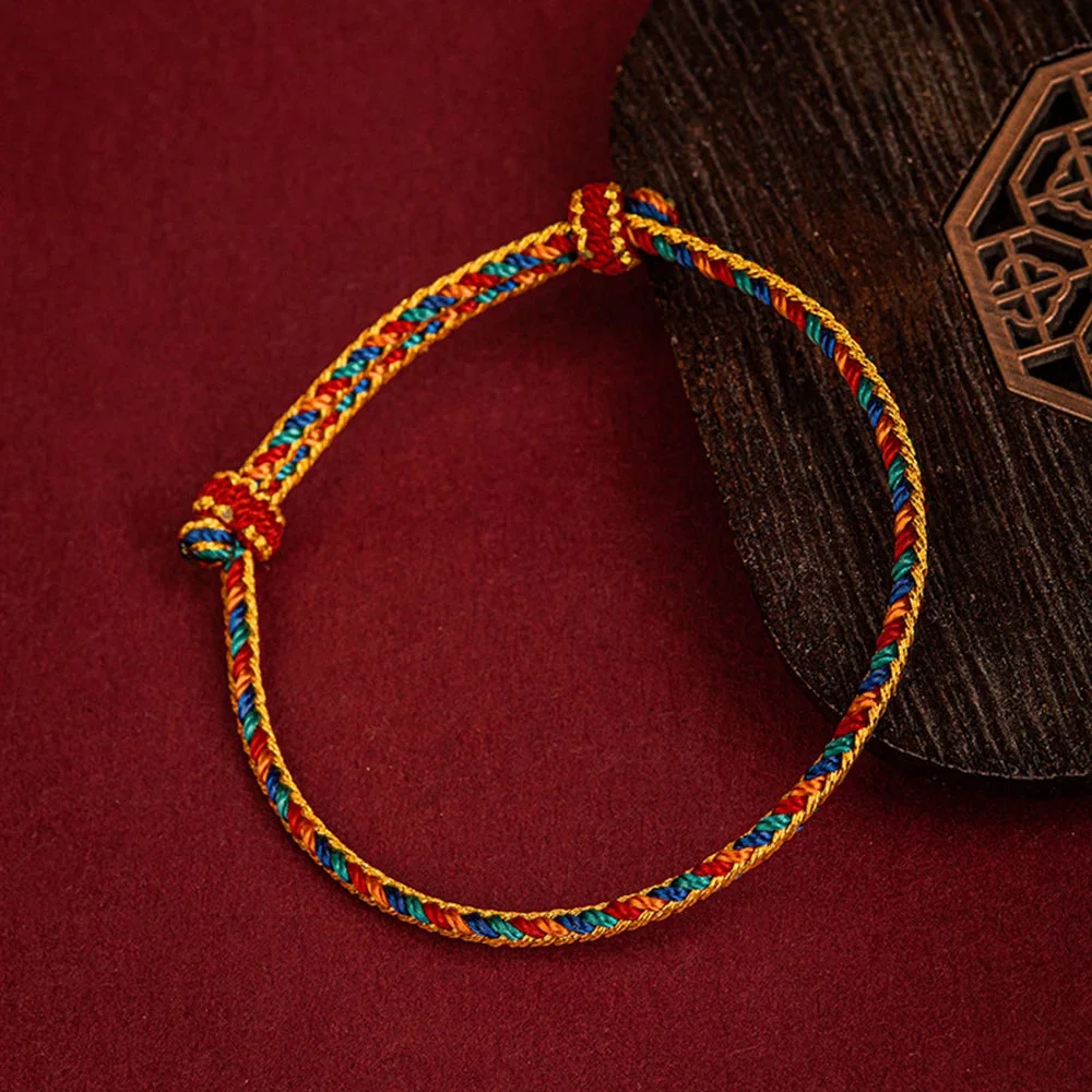 Bracelet Tibetain Bouddhiste Tressé Main en situation