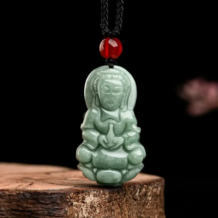 Détails de l'Amulette Bouddha en Jade Vert