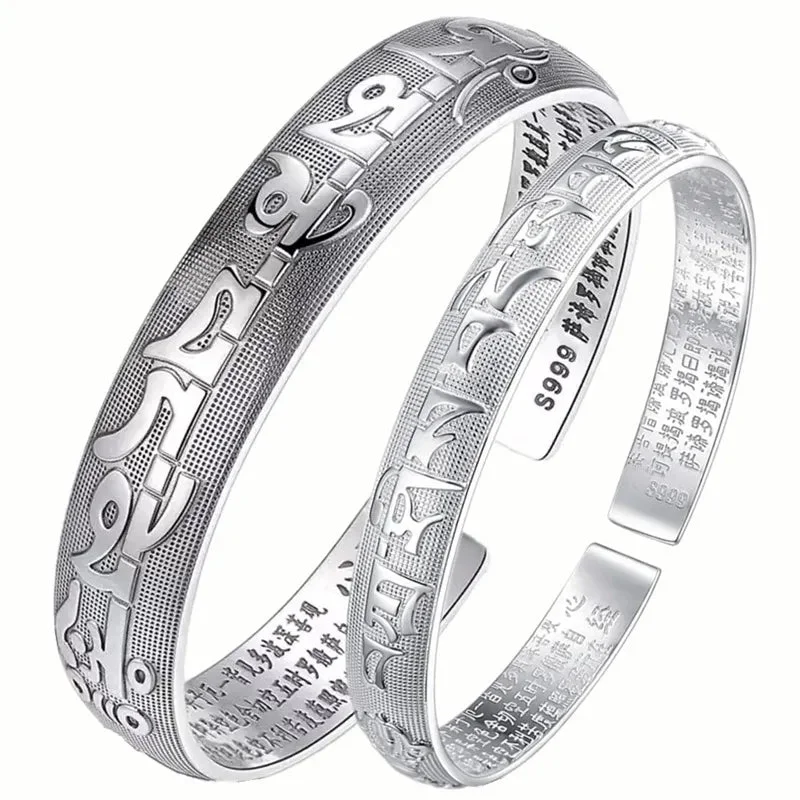 Bracelet Mantra Tibétain en Argent Porté