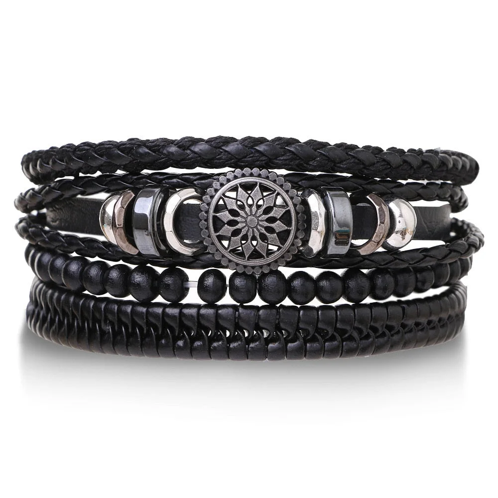 Détails du bracelet en cuir Dharmachakra