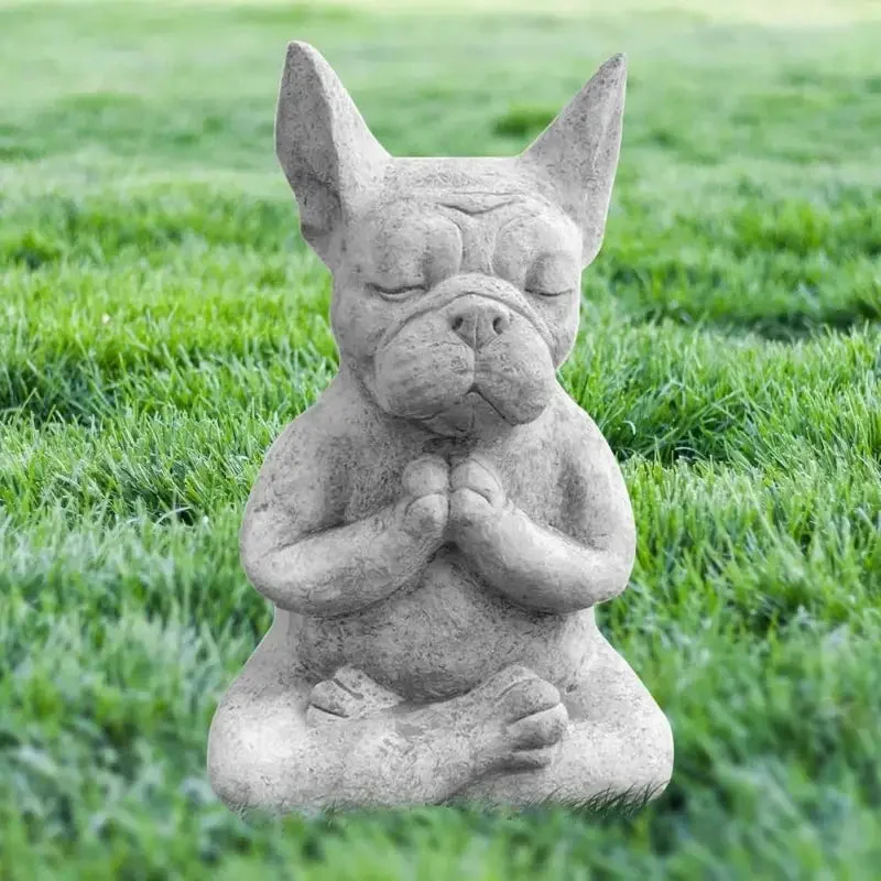 Détail de la Statue Chien en Méditation