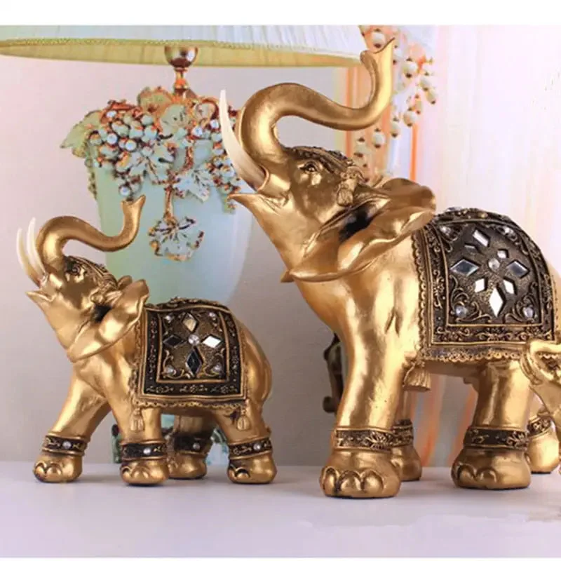 Statue d'éléphant d'Asie dorée